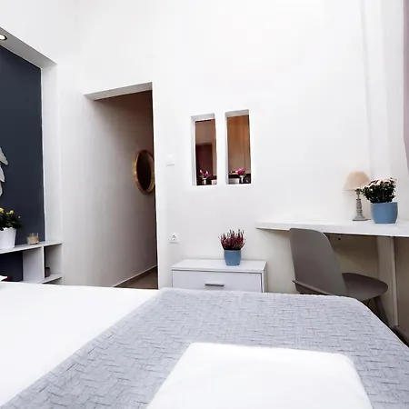 Katie's Blue House アパート ヴォロス