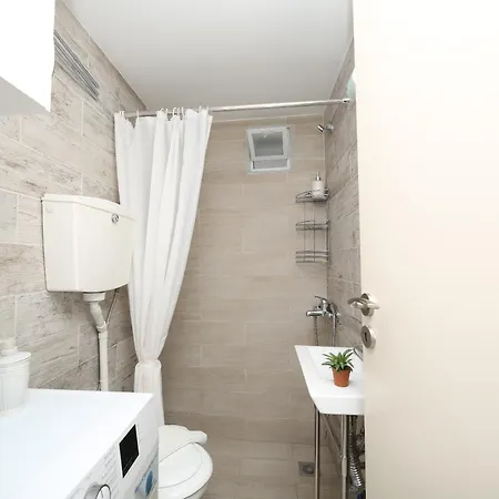 Katie's Blue House Apartment Volos