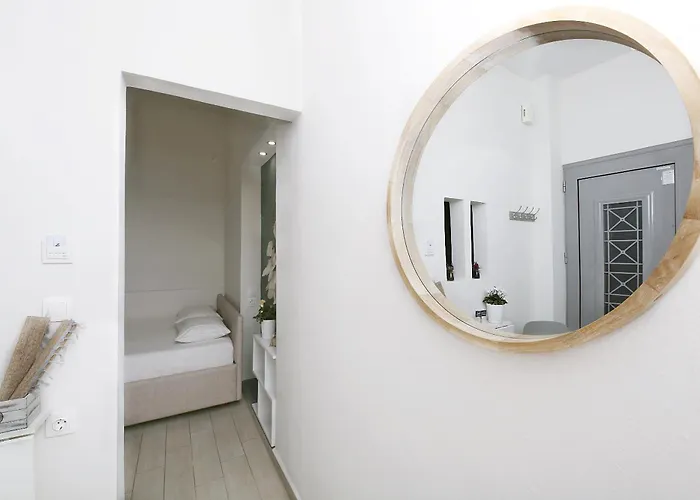 Katie's Blue House Apartment Volos