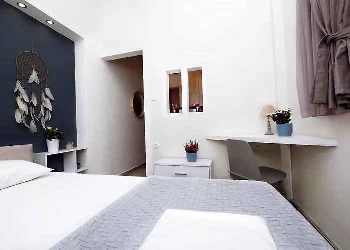 Katie's Blue House Apartment Volos